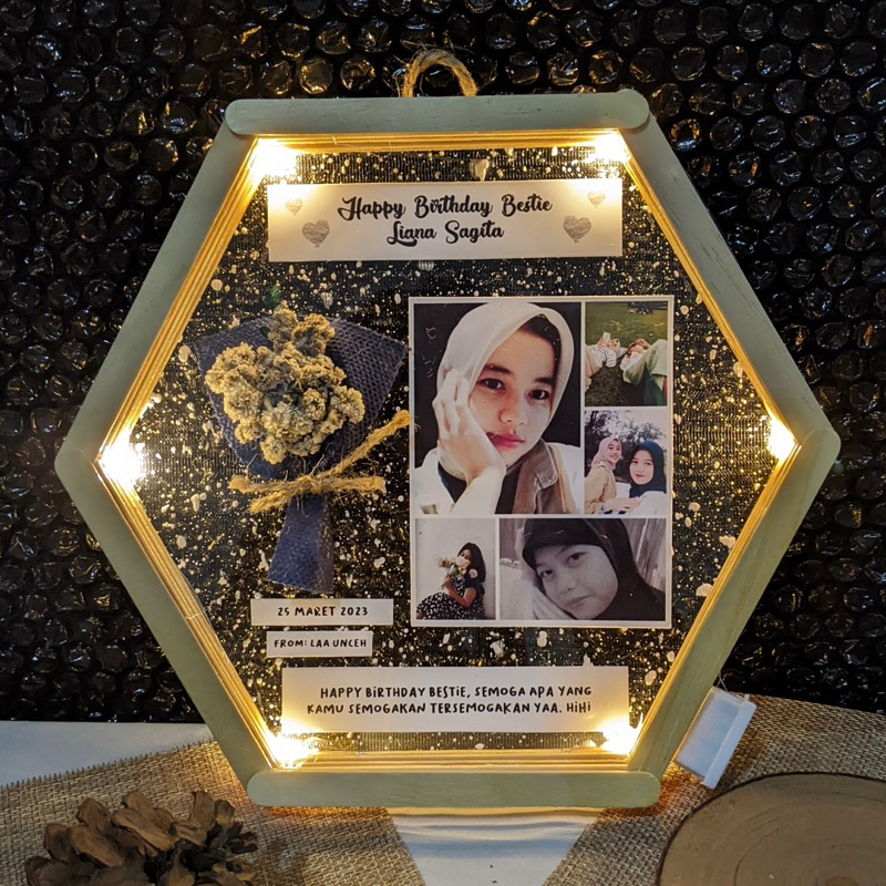 Hampers Kado Hexagonal Frame Ulang Tahun, Pernikahan, Wisuda, Anniversary Cewek Cowok