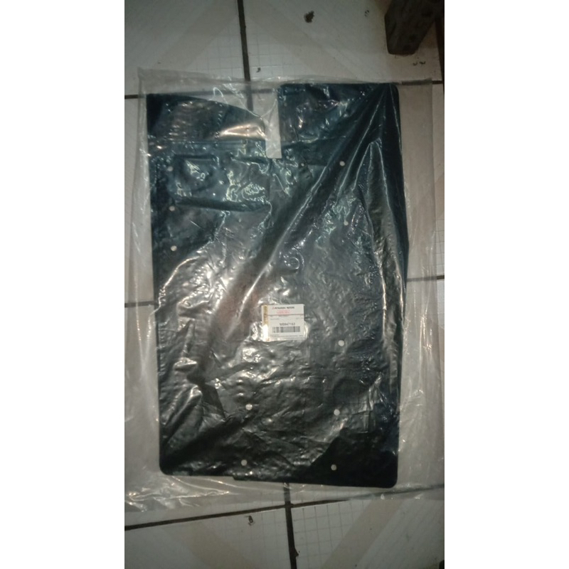 karpet ceret kepet tadah lumpur depan mitsubishi T120ss