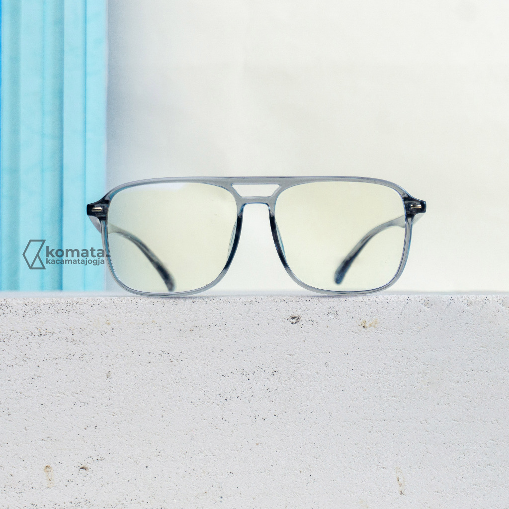 Kacamata Aviator Kotak Plastik Keren - AMBALIKA 05