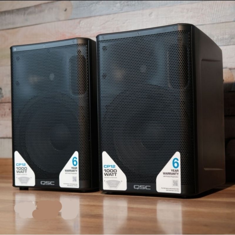 Speaker Active QSC CP12 | QSC CP-12 (12 inch 1000 Watt Peak)