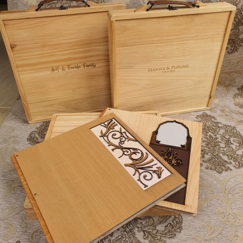 Set Album Jumbo Magnetik plus Box Kayu Grafir