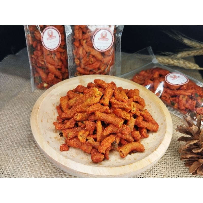 

usus crispy pedas daun jeruk