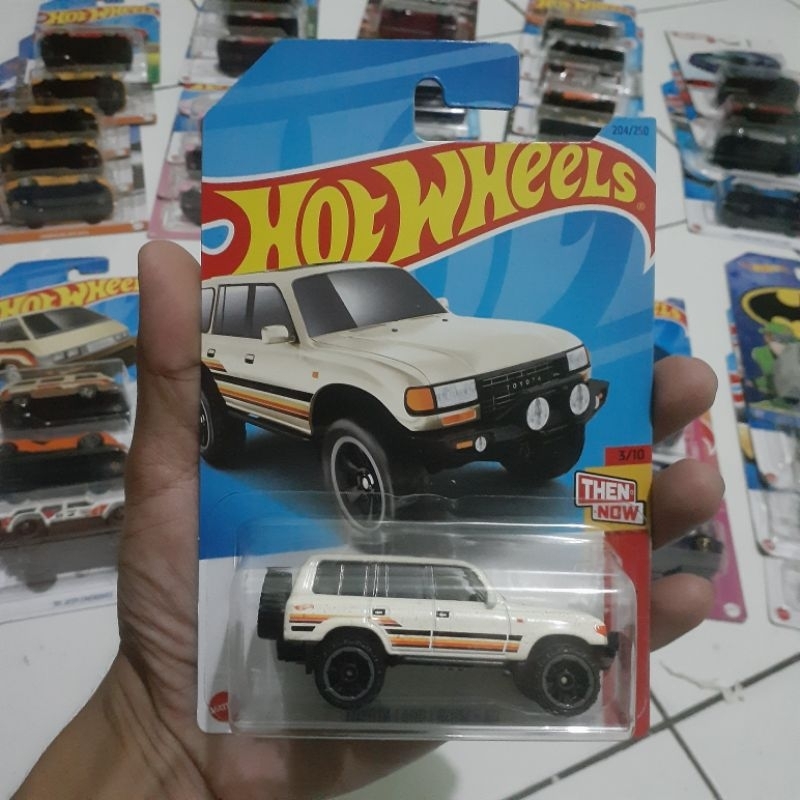 HOT WHEELS TOYOTA LAND CRUISER 80