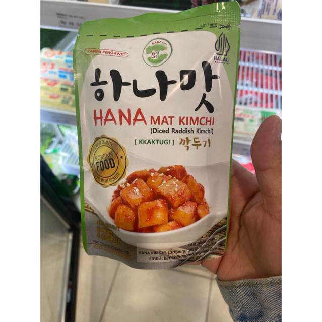 

HANA Mat Kimchi Kkaktugu/Kimchi Lobak 125 Gram