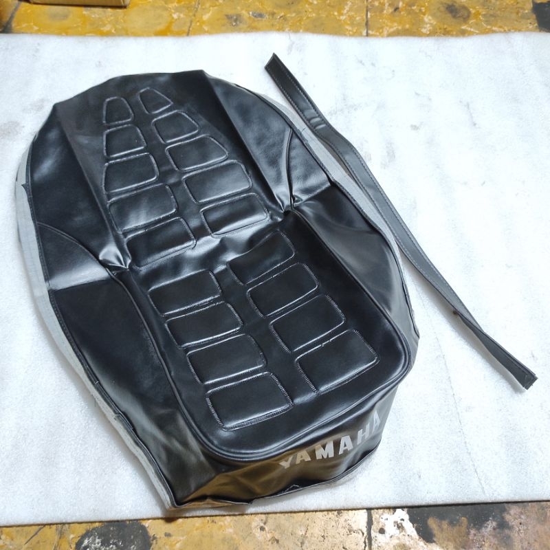 Cover Sarung krakap kulit Jok Sadel Yamaha V80 V 80 Robot Super deluxe SDX model Ori original