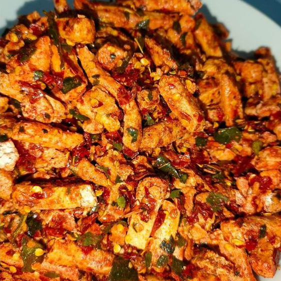 

BASRENG PEDAS DAUN JERUK 1KG BUMBU MELIMPAH