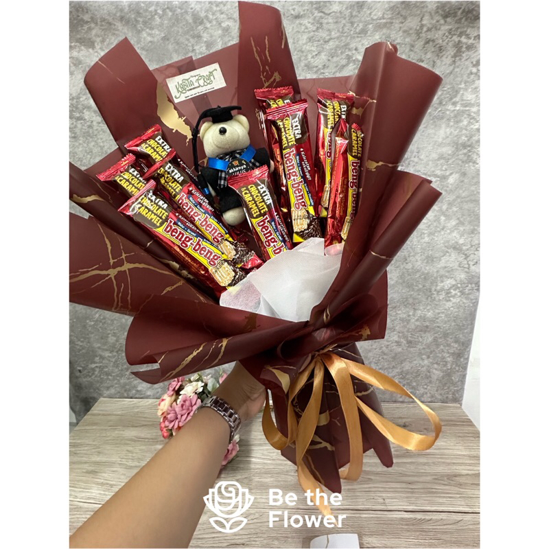 

BUKET SNACK BENGBENG MAROON