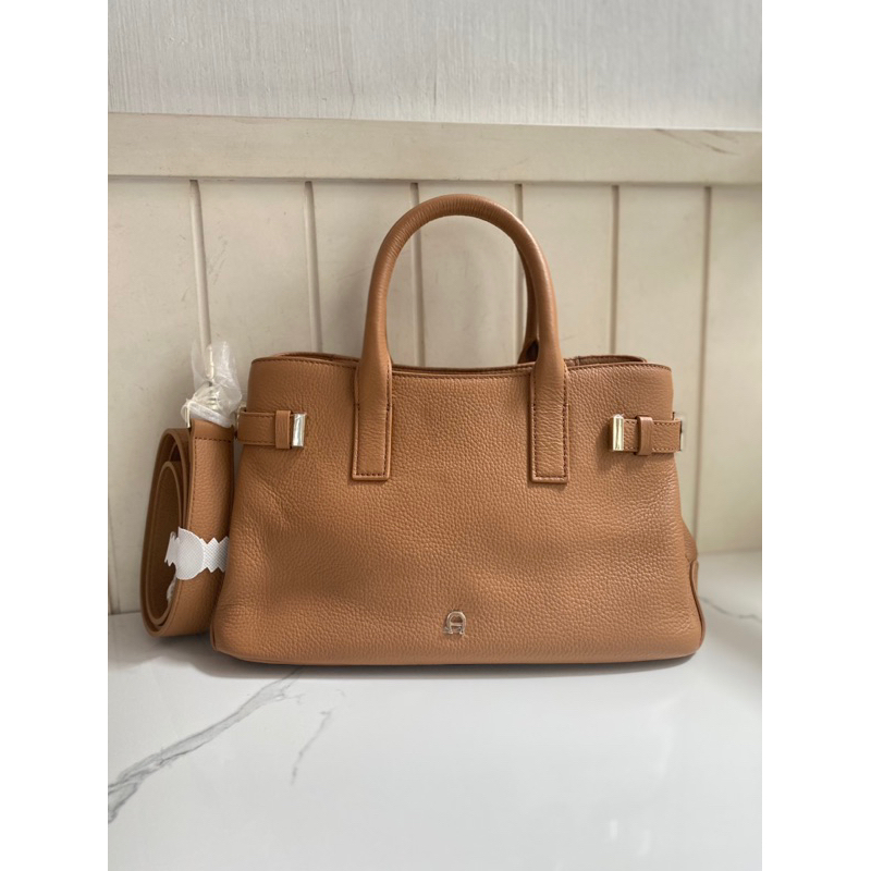 Aigner ROMA HANDBAG Small Maple Brown
