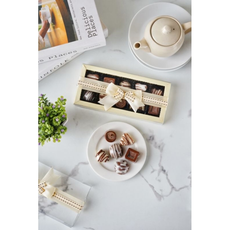 

CHOCO PRALINE GIFT BOX