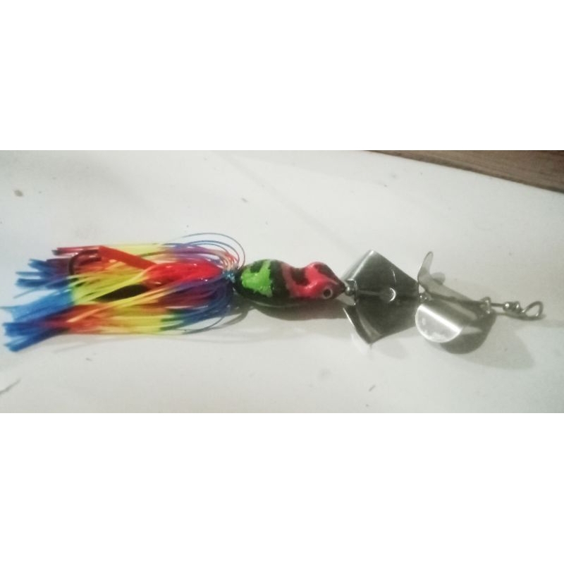 Doble propeller mini umpan casting toman