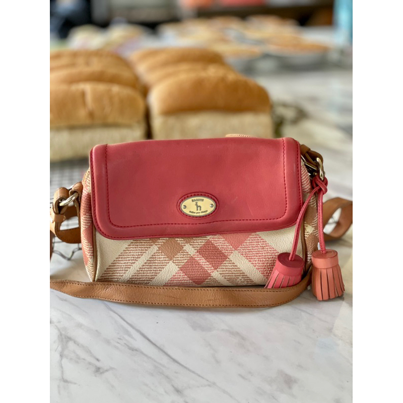 Tas Selempang Kulit Asli Hazzys Warna Pink