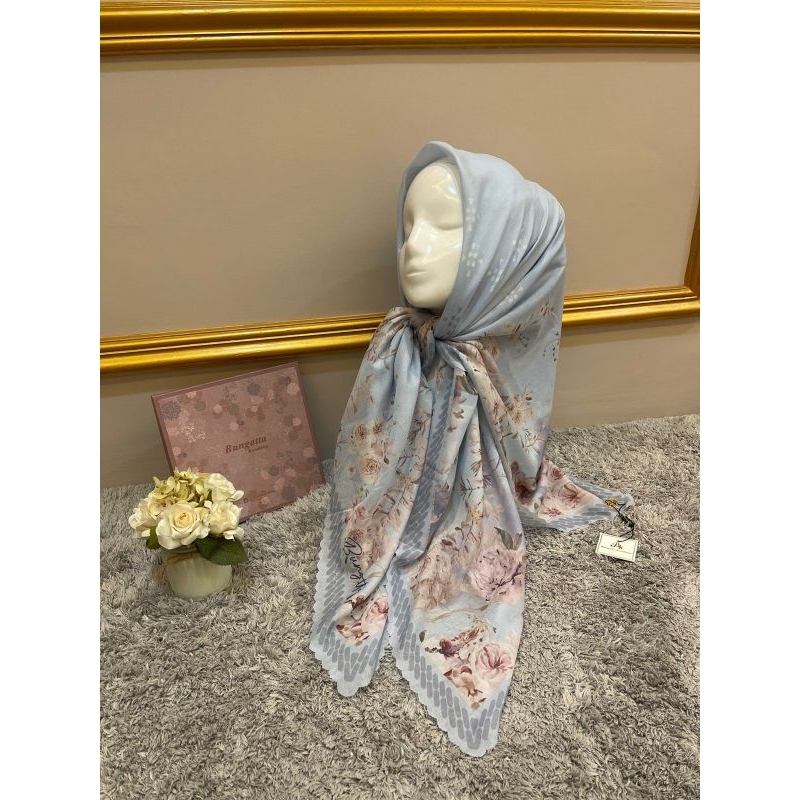 Bungatta Kerudung. Kerudung segi empat Ukuran 120 x 120 cm