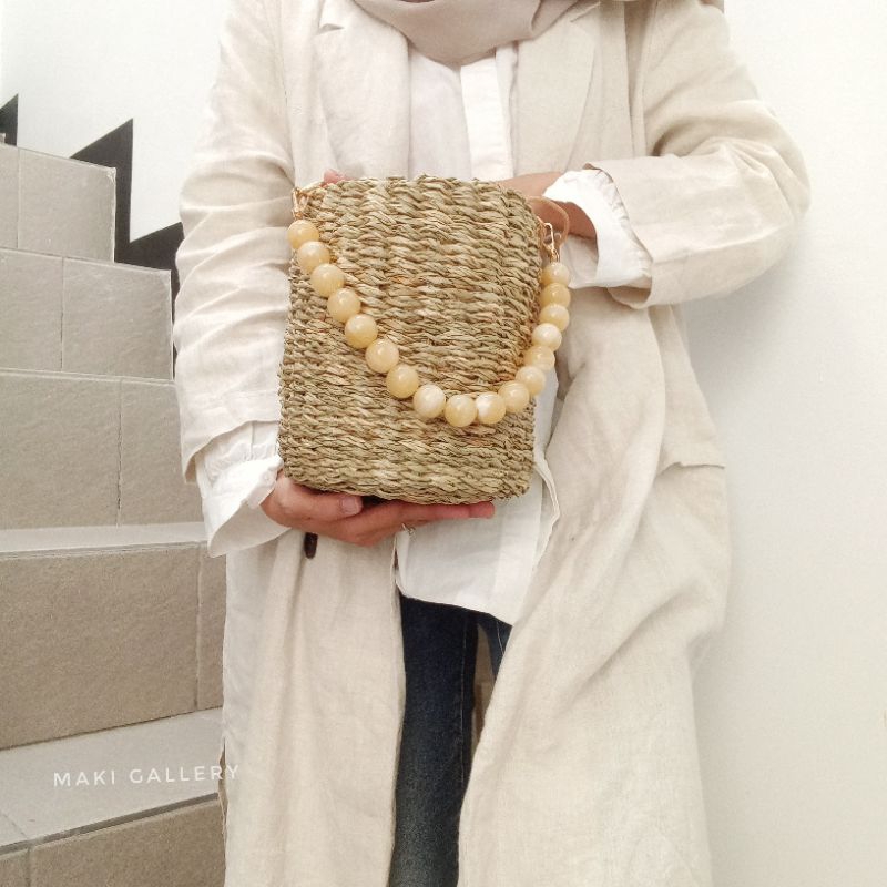 Maki Gallery - Tas Anyaman Selempang Wanita Etnik Vintage Kerajinan Mendong Pandan Bali Handle Mote 