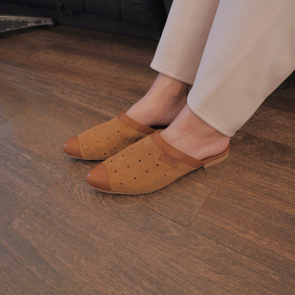 Sandal Slop Wanita Kulit Asli Premium | BUCINI GV 211 A