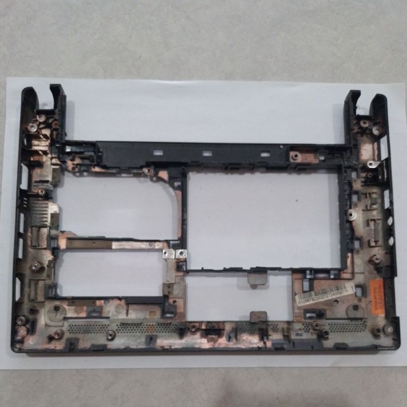casing cassing case bawah laptop acer aspire one 522