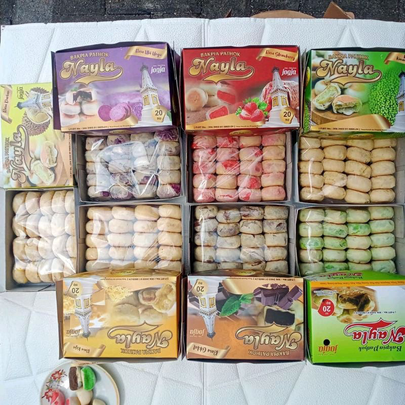 

Bakpia kering pathok nayla isi 20