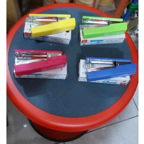 

Stapler Safari brand Double Strip alat steples