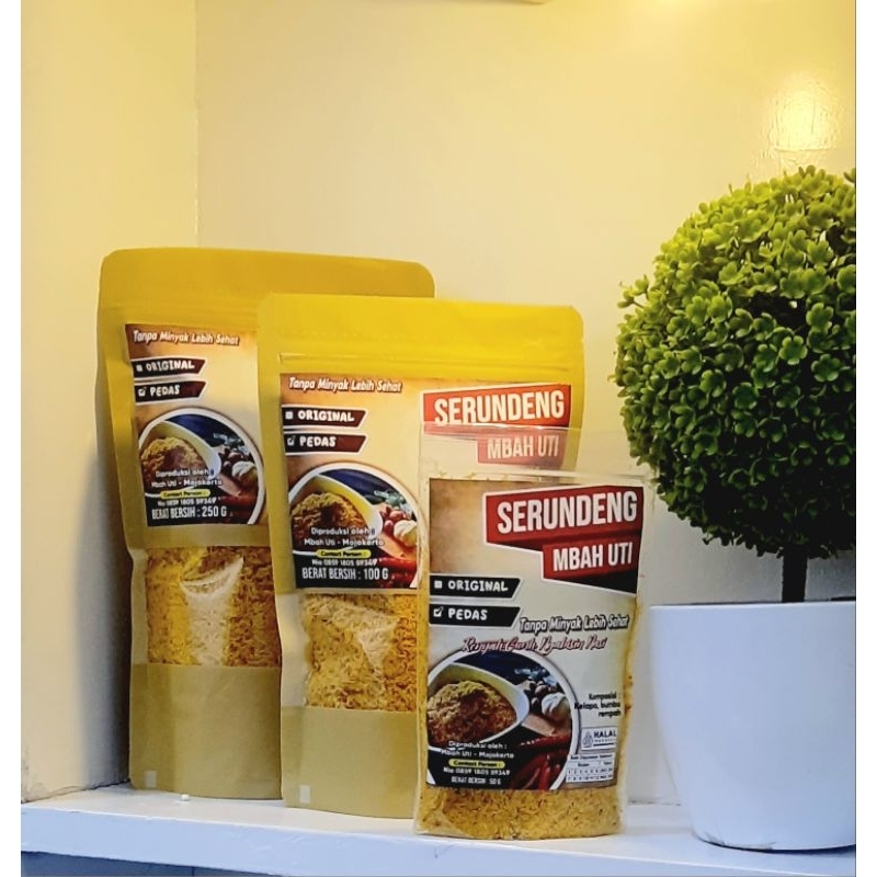 

Serundeng kelapa enak renyah dan gurih home made mbah uti