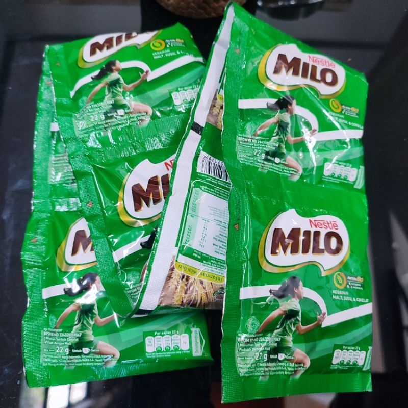 

Milo minuman coklat sachet renteng renceng