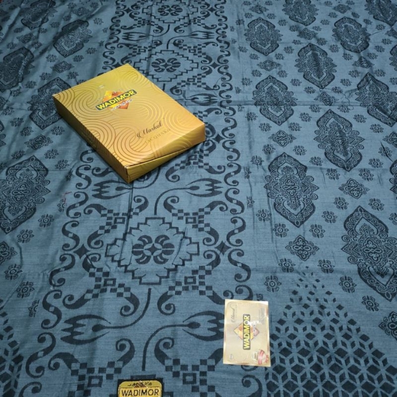 Sarung Wadimor Jacquard Antik - Singgasana- Mascot Maskot