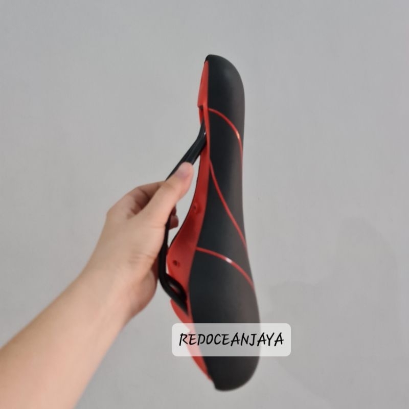 saddle mtb polygon black red sadel tempat dudukan sepeda jok sepeda