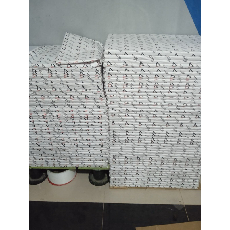 Kertas Layangan Enza 1 Rim Tebal 30 GSM 440x690