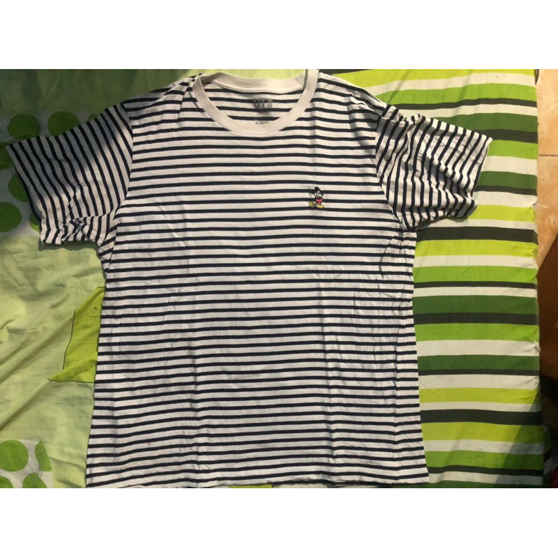 tshirt uniqlo mickey mouse bordir