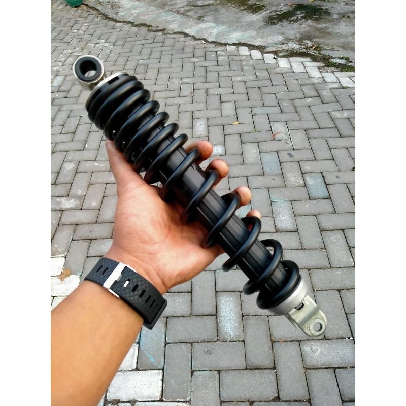 (SECOND) Skok belakang ori Beat fi/ Scoopy Fi/ Vario110Led/ Spacy dan all Mio.