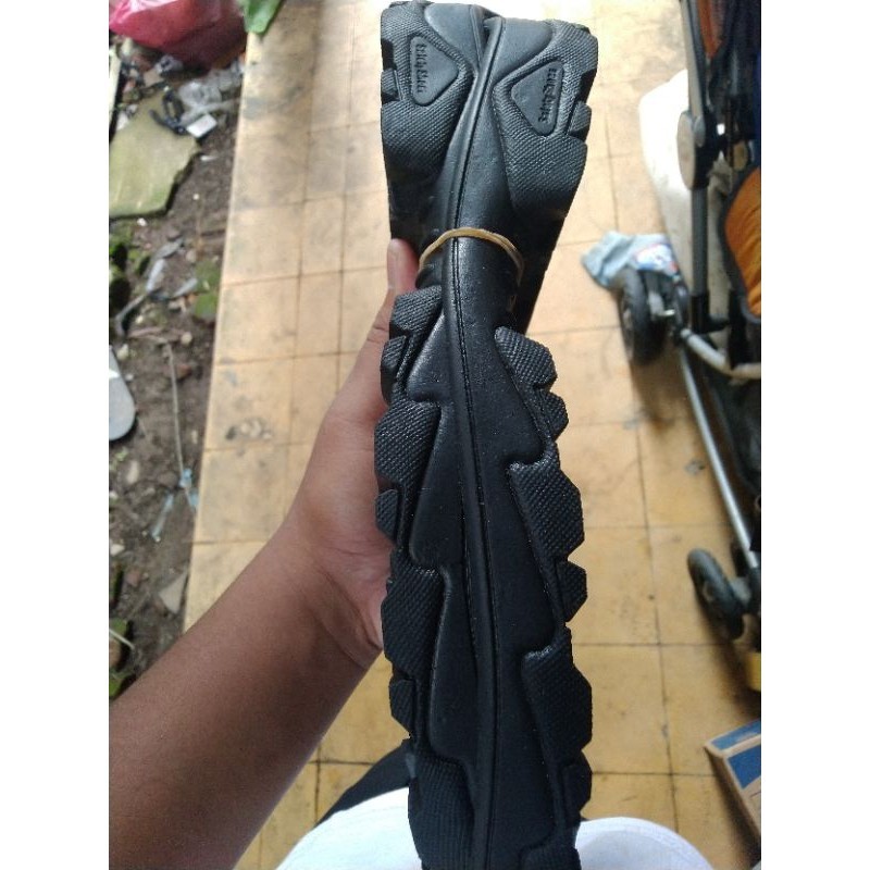 sol tapak sepatu safety karet