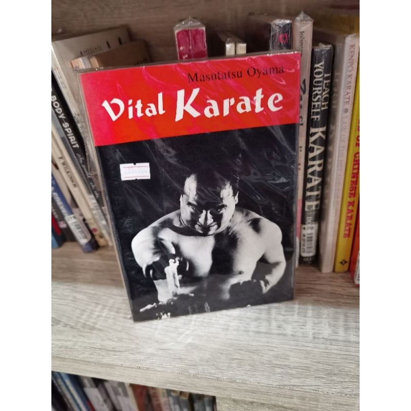 Buku beladiri tua langka ori Vital Karate Masutatsu Oyama