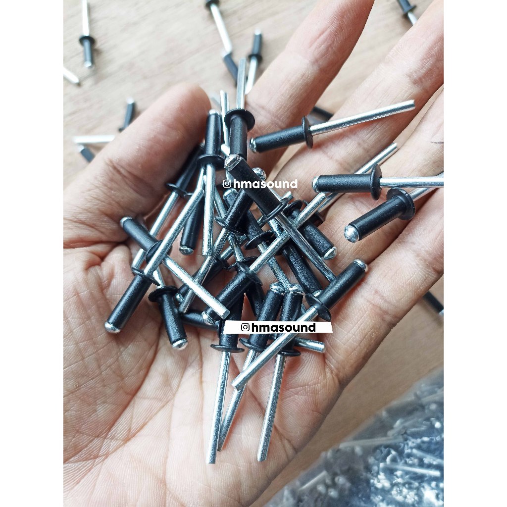 Paku Rivet Hitam 650 Eceran