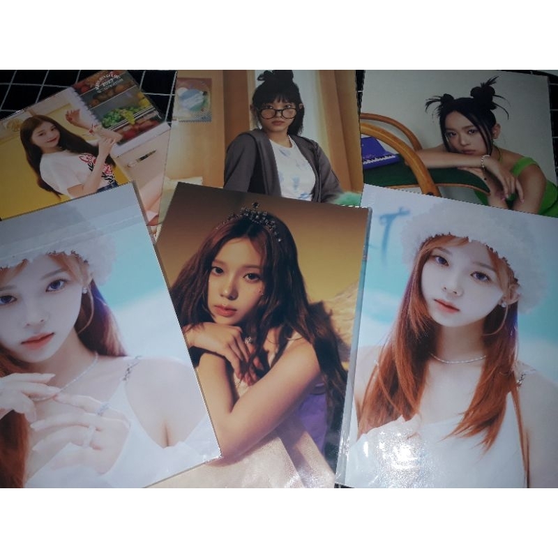 Poster SG 23 Season Greeting 2023 Aespa Winter Ive Wonyoung NewJeans Hanni Haerin