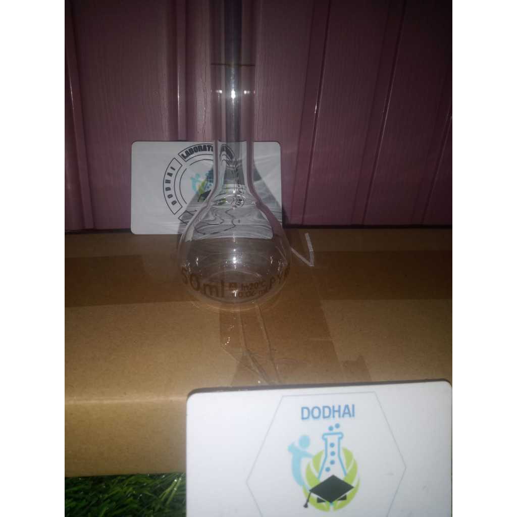 Labu ukur, volumetric flask, Labu tentukur. merk pyrex ukuran 50ml