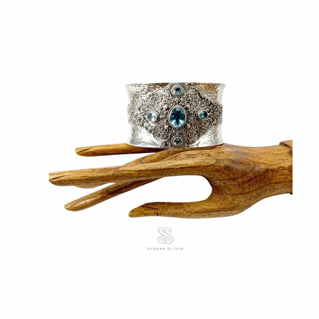 Gelang Perak Wirakti Blue Topaz Silver 925 Handmade Bali Bangel