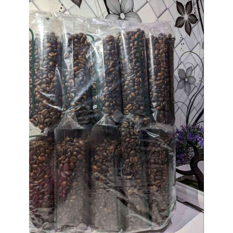 

☕ Kopi Biji Robusta 100% ORI/10 Pack per 250gram/Merah Super/Cocok untuk (Cafe atau Reseller)
