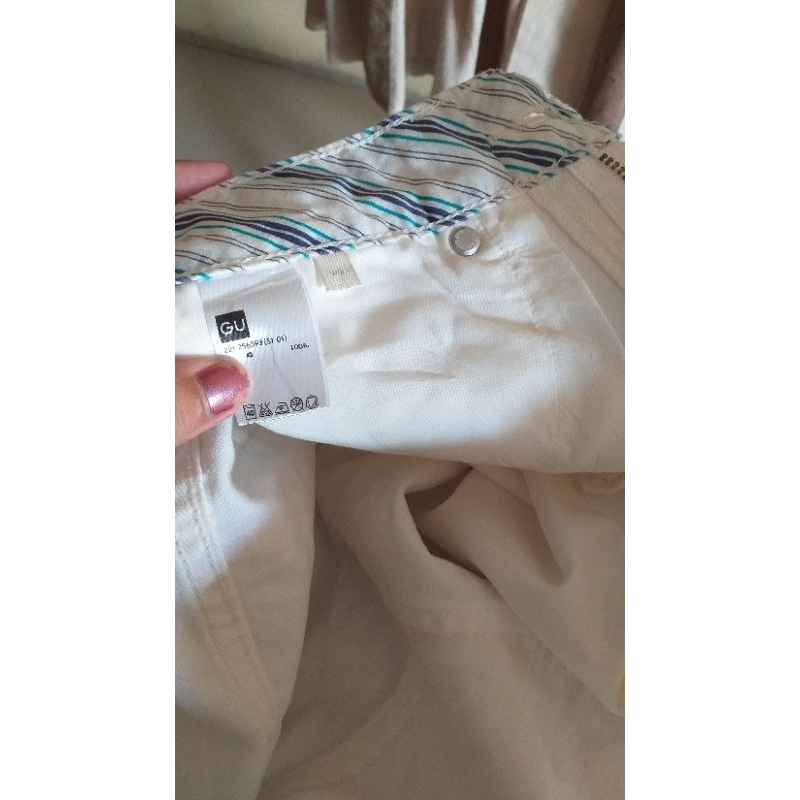 Uniqlo Celana Jeans Putih Wanita