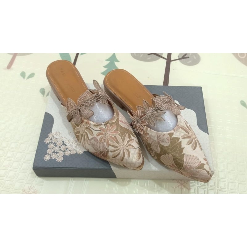 VAIA x Klamby Papillon Mules Hazel size 38