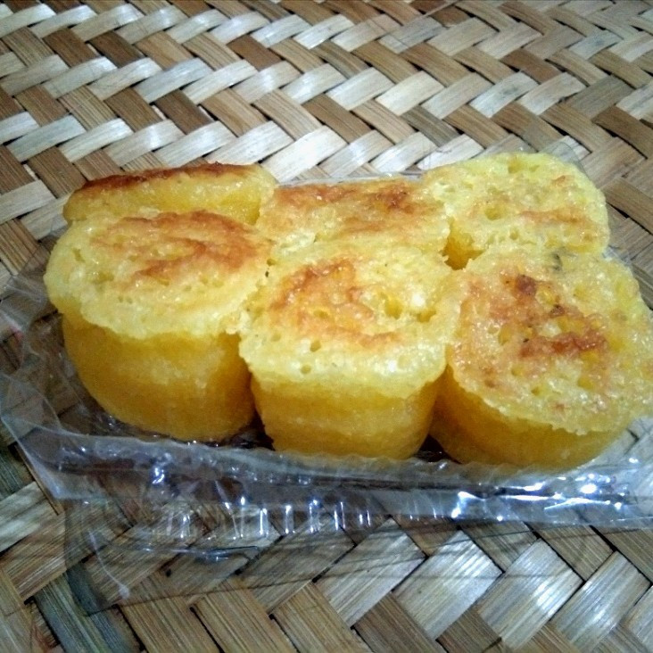 

Bika Ambon ukuran Mini Halal Enak Termurah