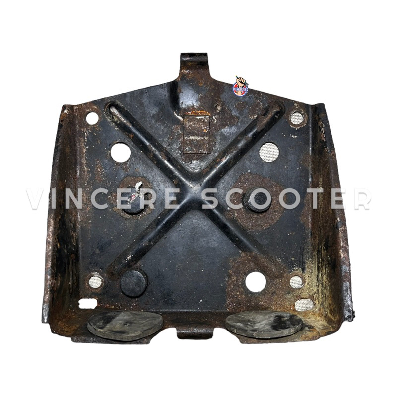 Tatakan Dudukan Tempat Aki Original Vespa PX Excel Exclusive Spartan