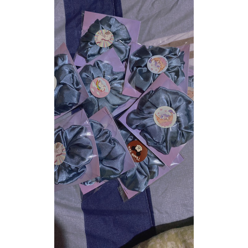 souvenir scrunchie mini