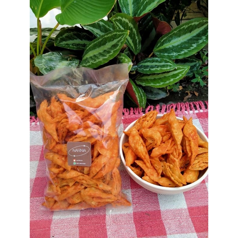 

KERIPIK PANGSIT BALADO 250 gr