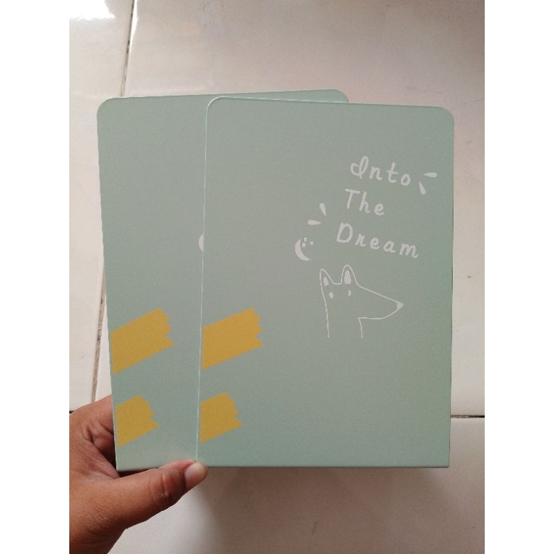 

(DAPAT 2) STAND BOOK 2022-116 LUCU ISI 2 Uk 19.5X13.5 CM