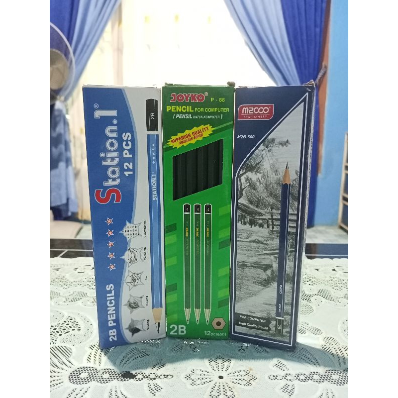 

PENSIL JOYKO / M2000 / STATION.1 / ISI 12 PCS / PENSIL UNTUK KOMPUTER