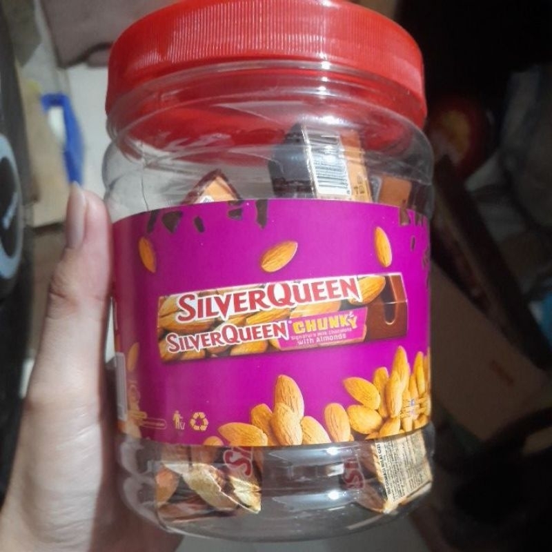 Olivoliv Snack Silver Queen Chunky Bar Jar / Toples 12Pcs X 30Gr // Silverqueen Chunky Bar Toples