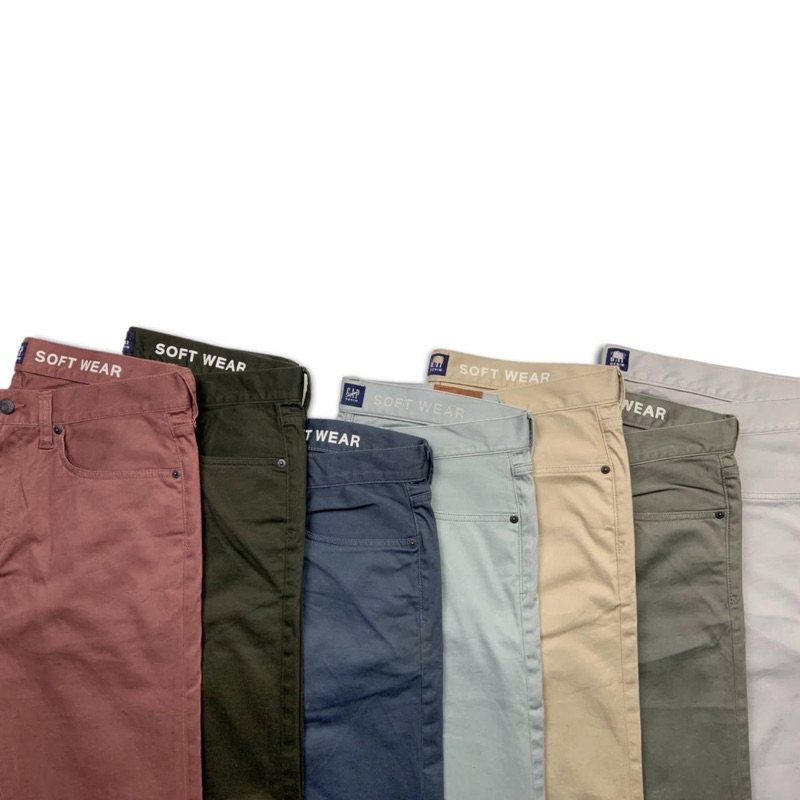 GAP SOFTWEAR CHINO PANTS