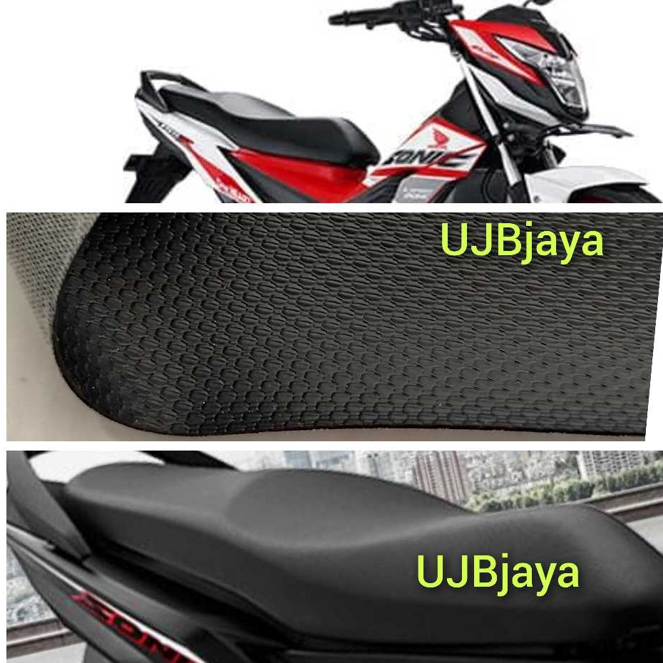 Kulit Jok Motor  Sonic 150R Standar / Bahan Ori Sarung Jok Motor  Sonic 150R A10