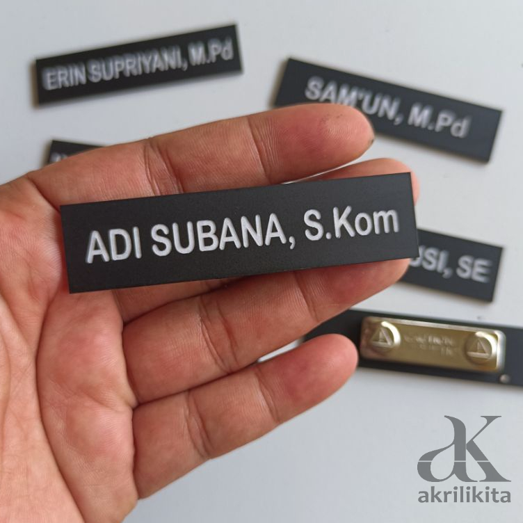 

➢☋★✭ Name Tag Ukir Doff Grafir