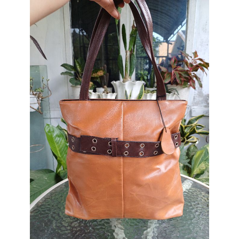 Preloved Second Bekas Tas Tote Hobo Kulit Asli Coklat