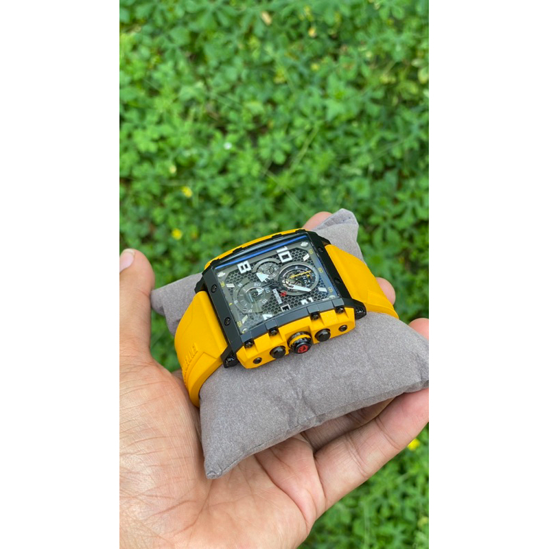 Jam expedition E6757 buble bee kondisi second mulus