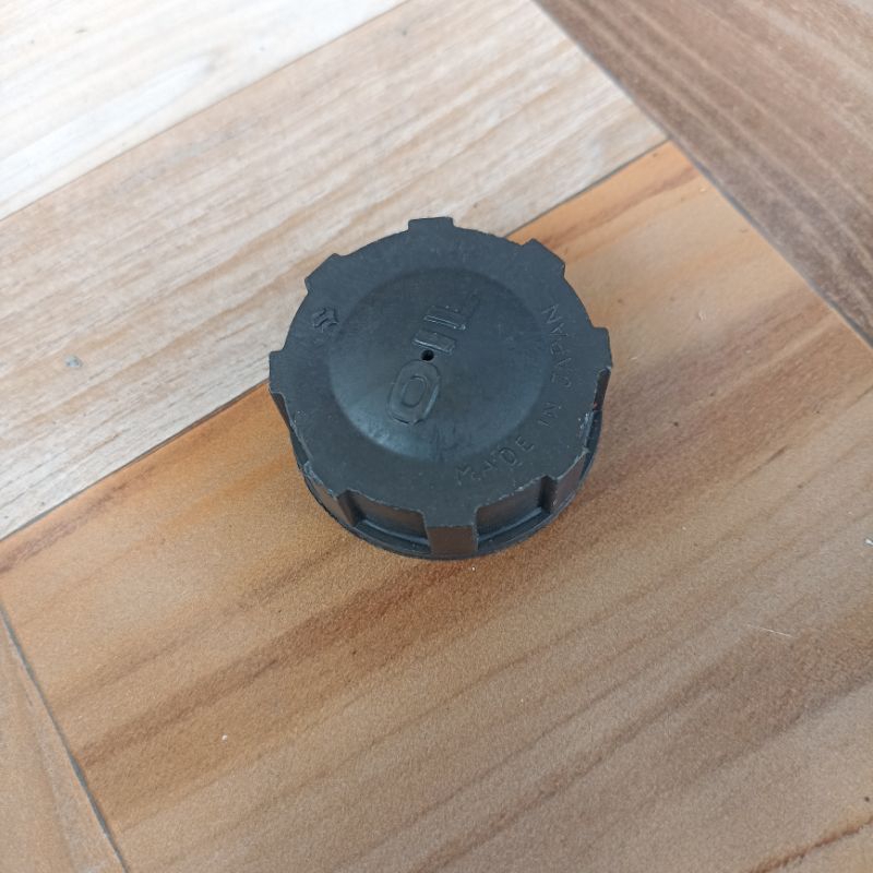 cover tutup botol oli tutup tabung oil Suzuki A100 gp100 125 fr80 ts100 125 gt125 185 Nos Original S